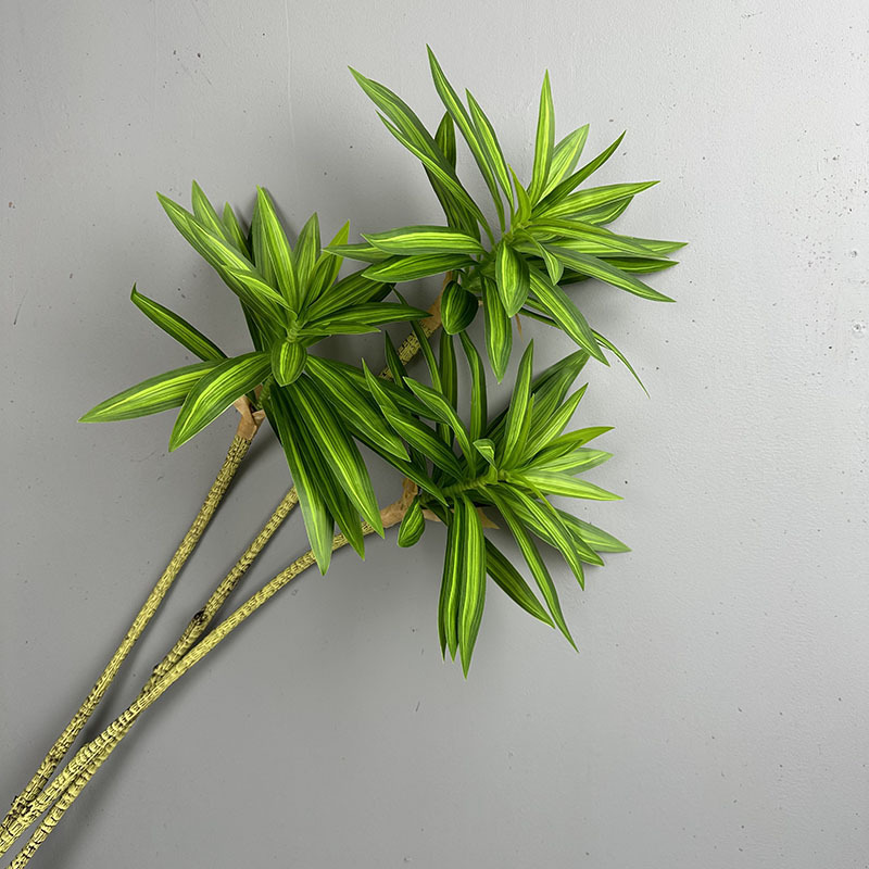 ต้นไม้ประดิษฐ์ 3 หัว ดอกลิลลี่ - Snake Plant บทวิจารณ์และราคา